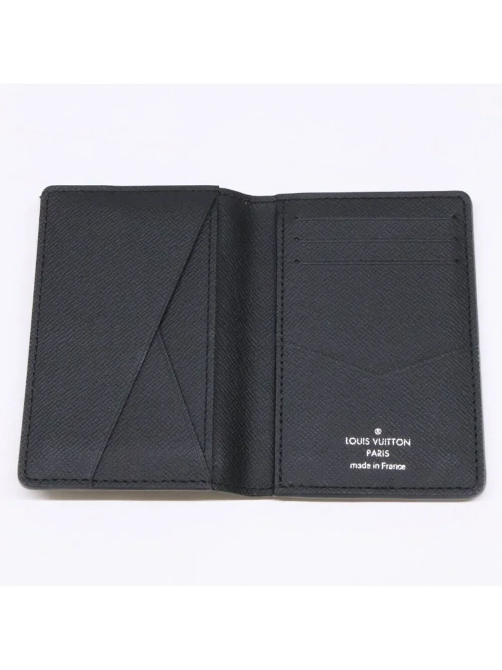 Louis Vuitton Organizer de Poche Taiga Card Holder